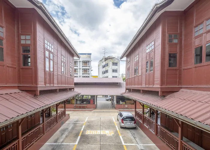 Hotel Oyo 1089 Baan Boran
