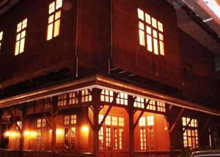 Oyo 1089 Baan Boran ホテル
