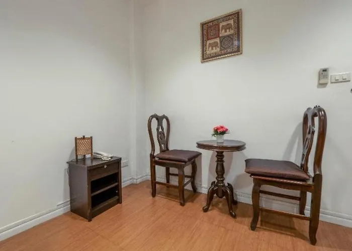 Hotel Oyo 1089 Baan Boran